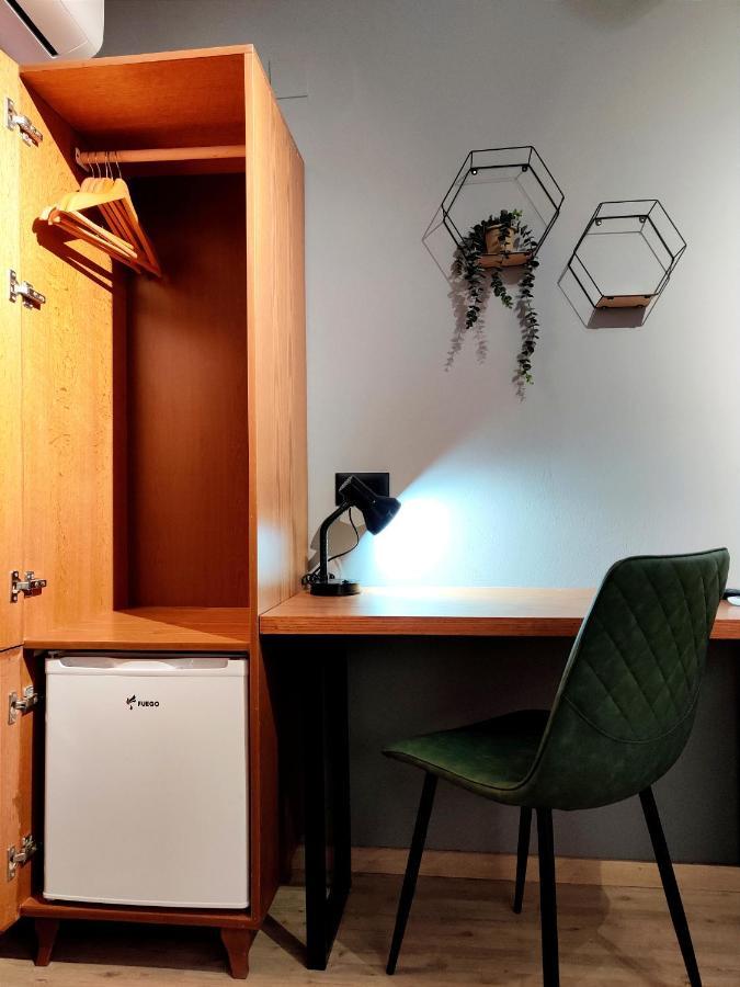 Piro'S Cozy Rooms - City Centre Korce Ngoại thất bức ảnh